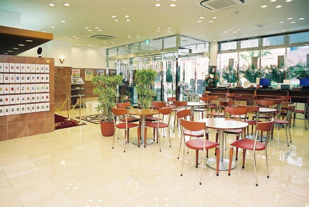Toyoko Inn Hokkaido Tomakomai Ekimae Экстерьер фото