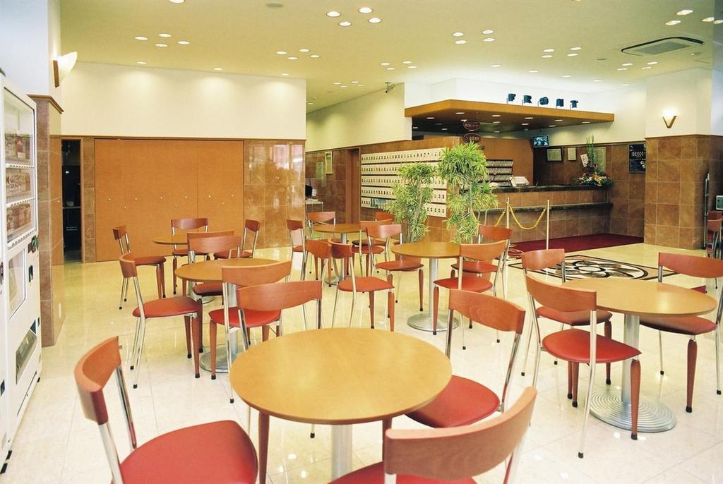 Toyoko Inn Hokkaido Tomakomai Ekimae Экстерьер фото